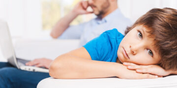 Why parents need to put their phone away