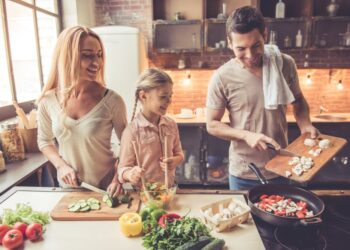 Cut your food spending in half by cooking at home